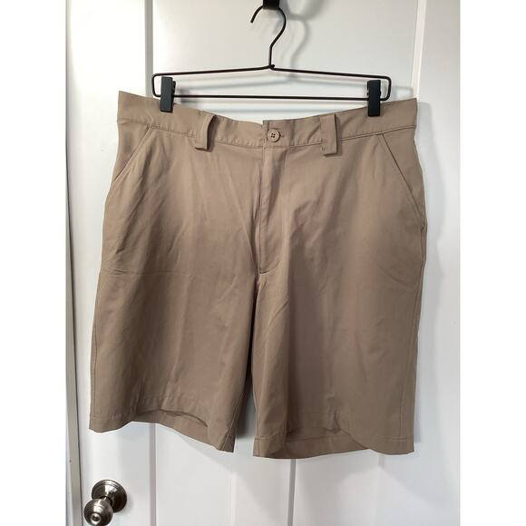 Under Armour Men's Flat Front‎ Chino Shorts Golf Performance Sports Tan Size 36 - Picture 1 of 10
